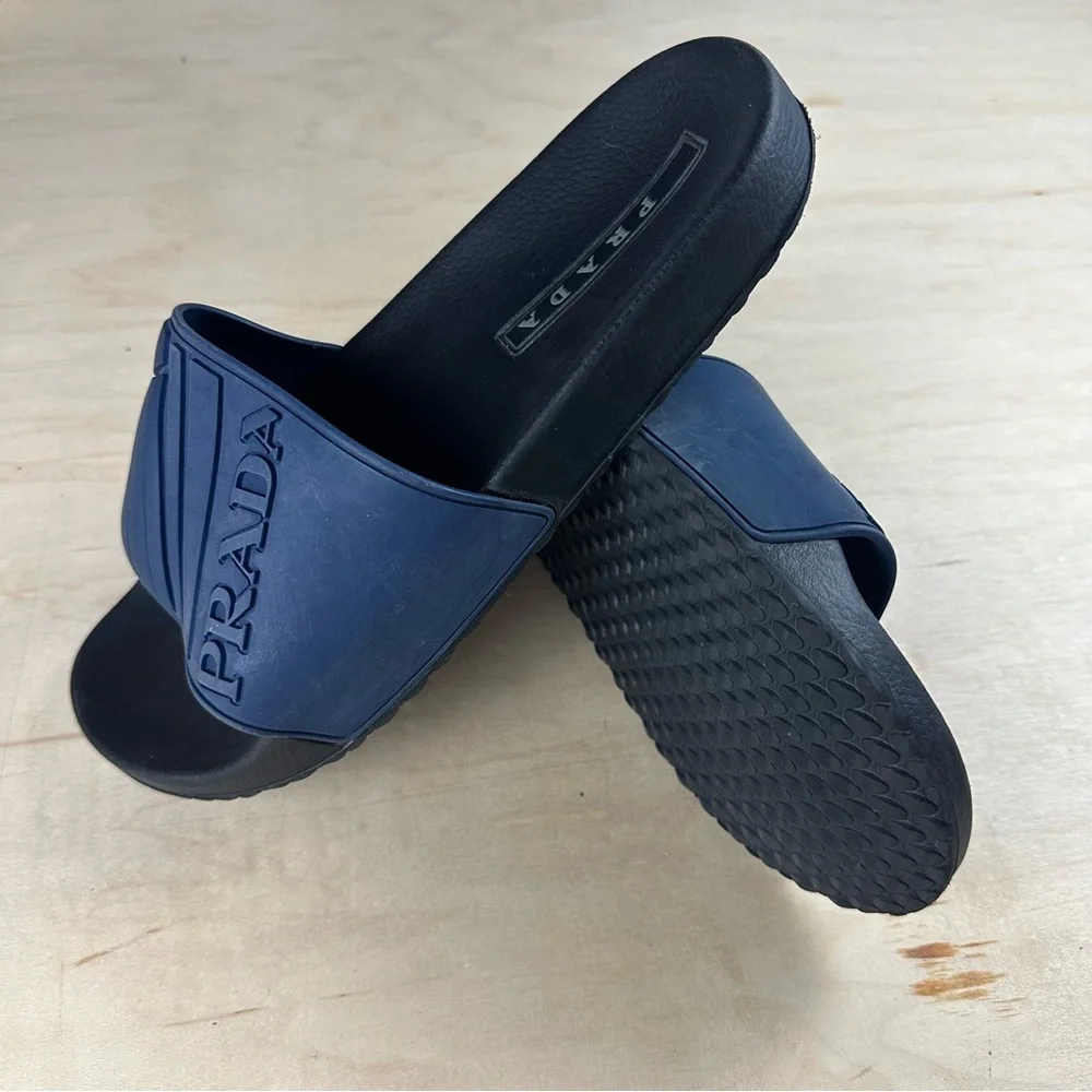 Prada slides - Picture 1 of 13